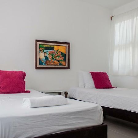Whyz 4 You Private Rooms Puerto Morelos Esterno foto