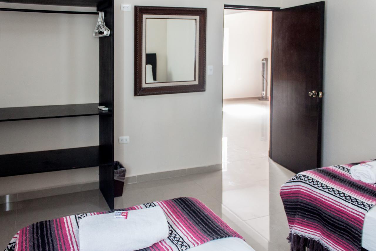 Whyz 4 You Private Rooms Puerto Morelos Esterno foto